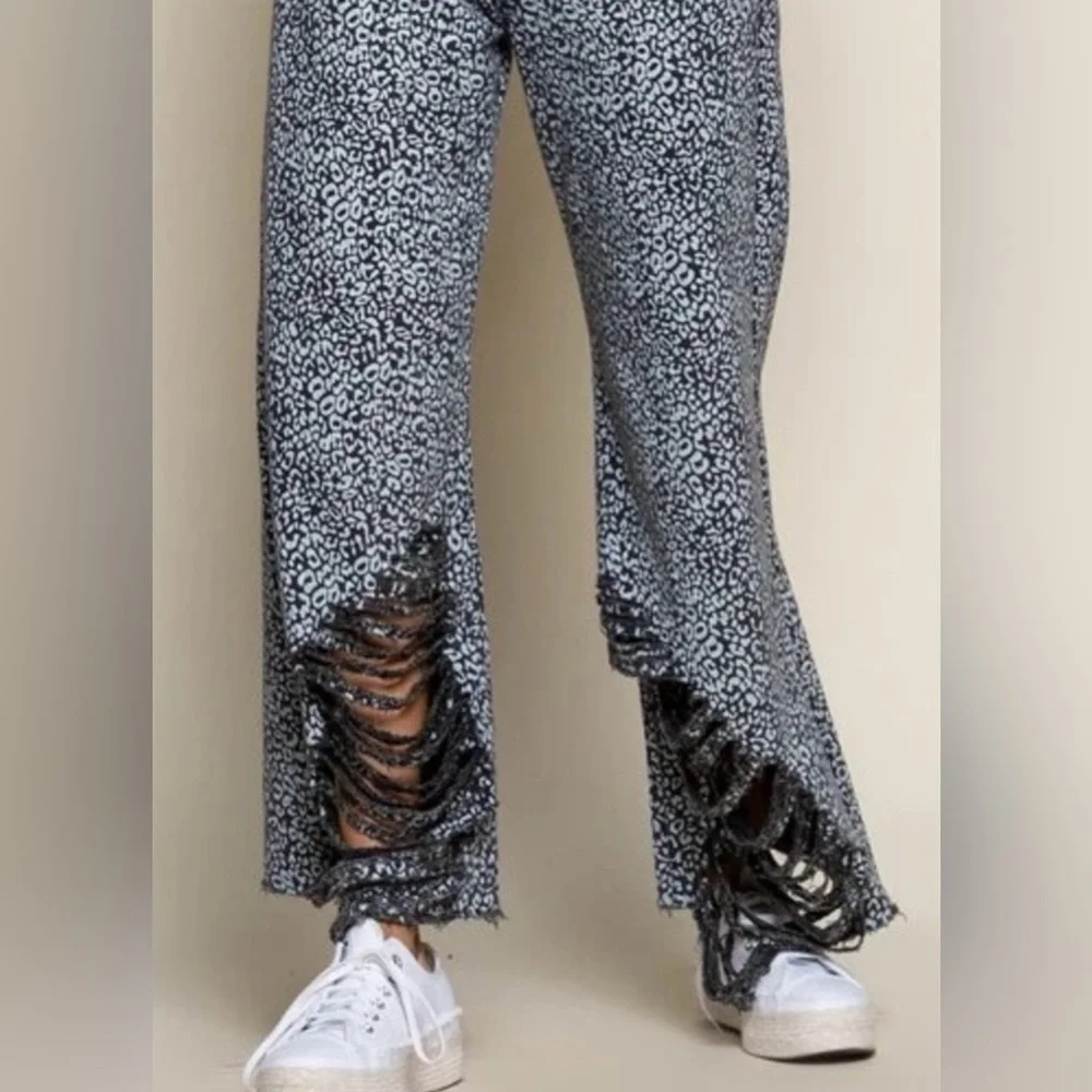 POL Wide Leg Leopard Print Pants - Picture 2 of 6